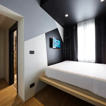 Hotel Aqua