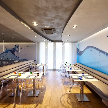 Aqua Hotel 3*